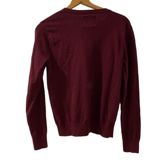 (Sold) American eagle Mens V-Neck sweater, Burgundy, Size Medium - Picture 6 of 6